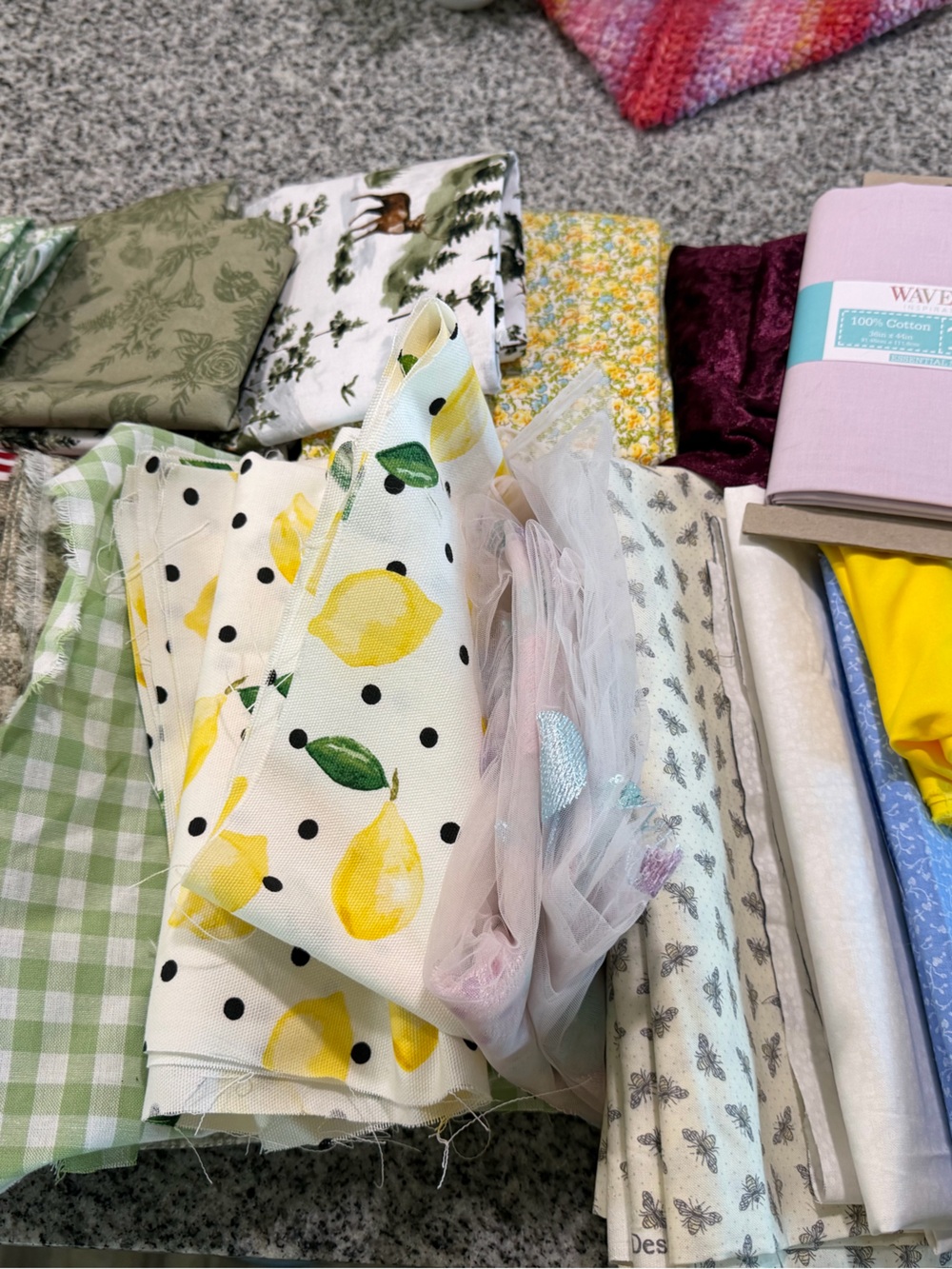 Mixed fabric box
